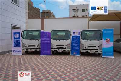 #Local_Authority in Aden hands over three dump trucks to Sheikh Othman District to enhance cleaning efforts